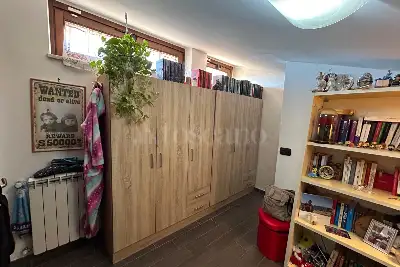 Villino a Schiera in vendita, Via Bedollo, Roma