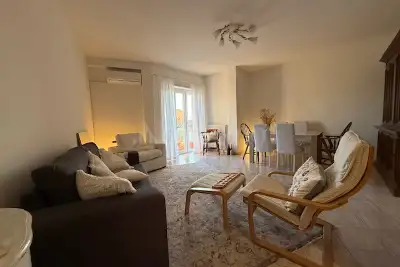 Casa in vendita, via Lestra di Capogrosso, Sabaudia