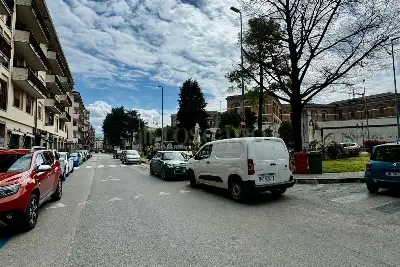 Attività Commerciale in vendita, Avellino - Piazza D' Armi, Avellino