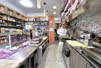 Negozio in vendita, Via Gaetano Rappini, Roma