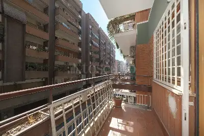 Casa in vendita, Via Renato Simoni, Roma