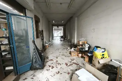 Negozio in affitto, Via Giuseppe la Villa, Palermo