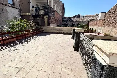 Casa in vendita, Via Umberto I, Catania