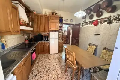 Casa in vendita, Via Virgilio, Pomezia