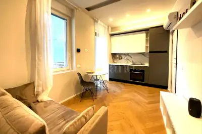 Casa in vendita, Viale Evaristo Stefini, Milano