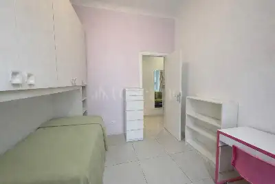 Casa in vendita, Viale Tibaldi, Milano