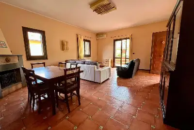 Villa Bifamiliare in vendita, Nicolosi - Ai Pini, Nicolosi