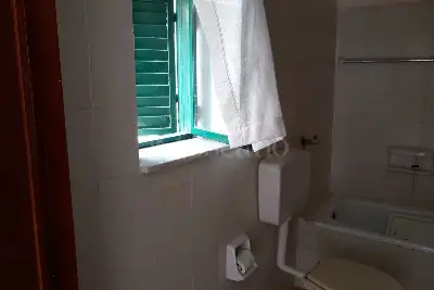 Casa Indipendente in vendita, Via Enrico toti, Santa Cristina Gela