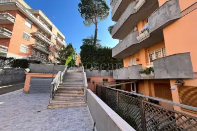 Casa in vendita, Via Gradoli, Roma