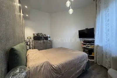 Casa in vendita, Via Solari, Milano