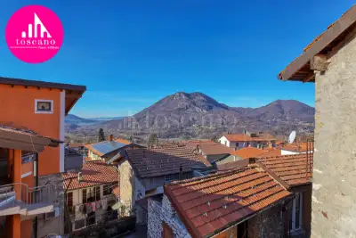 Casa Indipendente in vendita, Via A.Manzoni, Cunardo