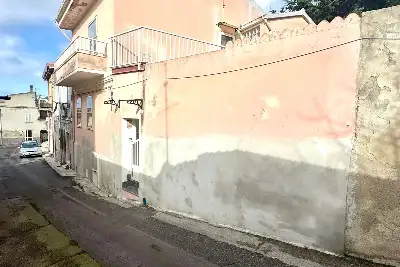 Casa Indipendente in vendita, Via Olimutos 25, Ossi