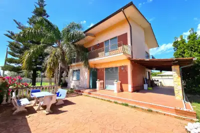 Villa in vendita, Via Colle San Magno, Nettuno