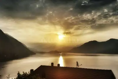 Casa Indipendente in vendita, Via Schignano, Argegno