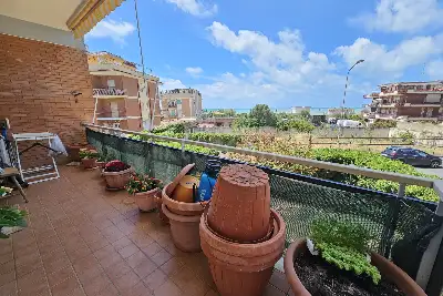 Casa in vendita, Via Rumenia, Pomezia