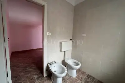 Store for rent, Via Corsica, Cerignola