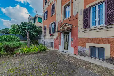 Casa in vendita, Via Federico di Donato, Roma