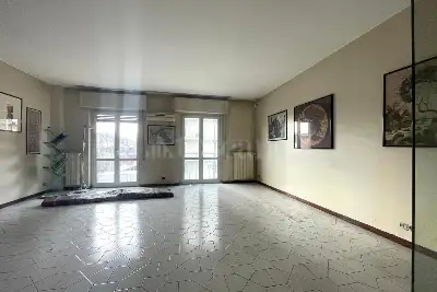 Casa in vendita, Via Giovanni Cagliero, Milano