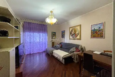 Casa in vendita, Via Melchiorre Jannelli, Catanzaro