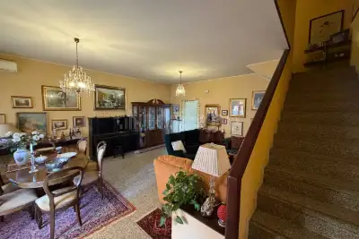 Villino a Schiera in vendita, Via Duca d'Aosta, San Giovanni la Punta