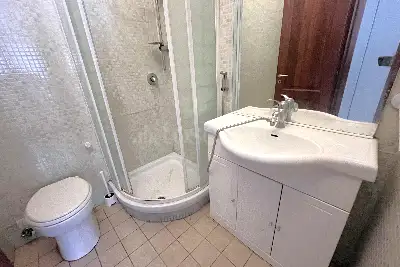 Casa in vendita, Via Caprese, Roma