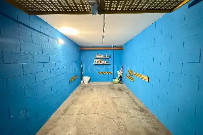 Box in vendita, Via Monti , Corsico