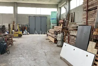 Capannone in affitto, Vicolo Granata, Casalpusterlengo