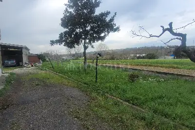 Casa Indipendente in vendita, Via Le Piane, Collecorvino