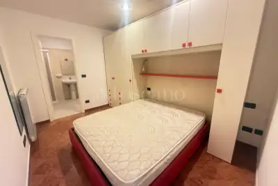 Casa in vendita, Via de' Marchi, Bologna