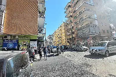 Negozio in affitto, Via Giacomo Leopardi, Napoli