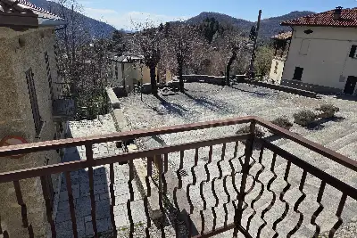 Casa Indipendente in vendita, Via Pratobevera, Sormano