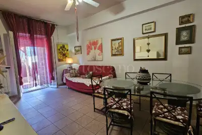 Casa in vendita, Via Germania, Pomezia