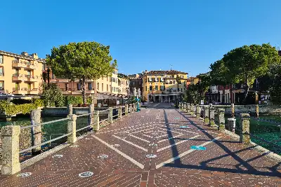 Garage in vendita, Via Carlo Marx, Sirmione