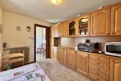 Villino a Schiera in vendita, Località Vecchi, Peschiera del Garda