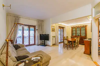 Casa in vendita, Via Vincenzo Ussani, Roma