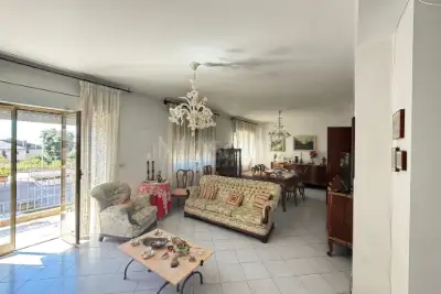 Casa in vendita, Via Ota, Catania