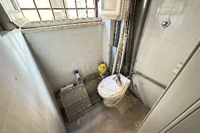 Negozio in affitto, Via Francesco Pallavicini , Roma