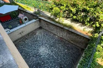 Villino a Schiera in vendita, Via dei Tulipani, Avezzano