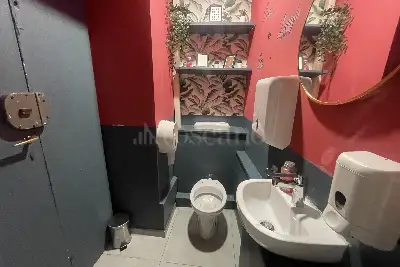 Negozio in vendita, Via San Marco, 14, Milano