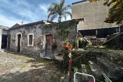 Casa Indipendente in vendita, Via Rua di Sotto, San Gregorio di Catania