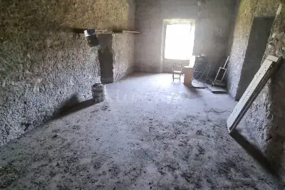 Casale in vendita, Via Maenza, Carpineto Romano