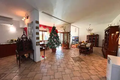 Villa in vendita, Via Alceo, Roma