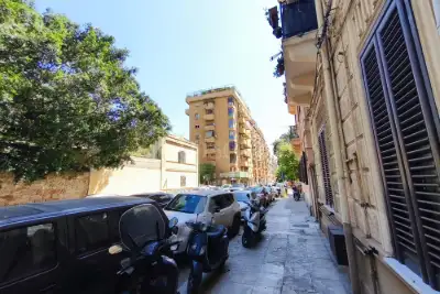 Palazzo in vendita, Via Domenico Costantino, Palermo