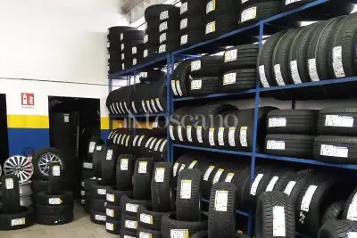 Attività Commerciale in vendita, Via Adamello, Siziano