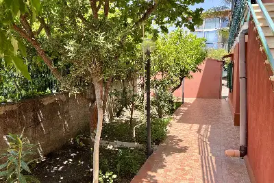 Villa in vendita, Via Antonino di Sangiuliano, Sant'Agata li Battiati