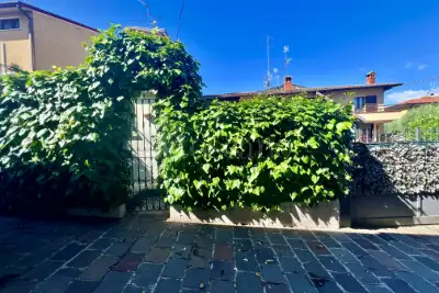 Villino a Schiera in vendita, Via San Zeno, Desenzano del Garda
