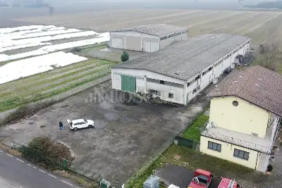 Capannone in vendita, Strada Provinciale 99, Pancarana