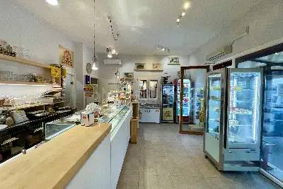 Negozio in vendita, Viale Di Castel San Giorgio, Fiumicino