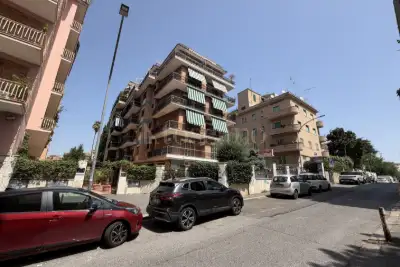 House for sale, Via Casalmonferrato, Roma