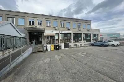 Ufficio in affitto, Via dei Castelli Romani, Pomezia